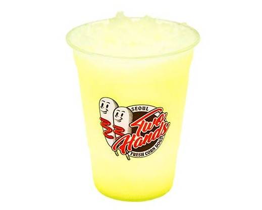 Order Pineapple Slush (16 oz) food online from Two Hands Corn Dogs store, Huntington Beach on bringmethat.com