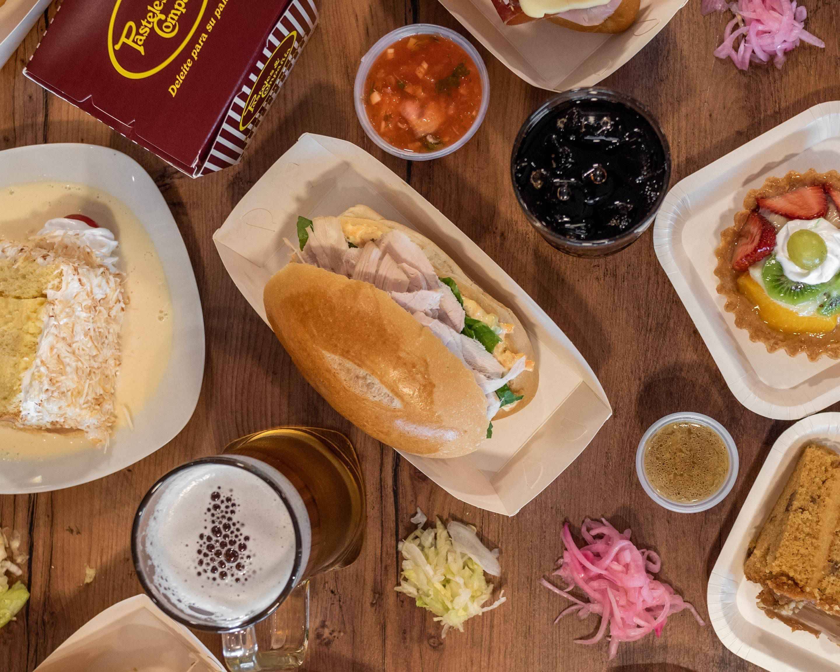 Pasteles y Compañia (Urdesa) a domicilio en Guayaquil Menú y precios