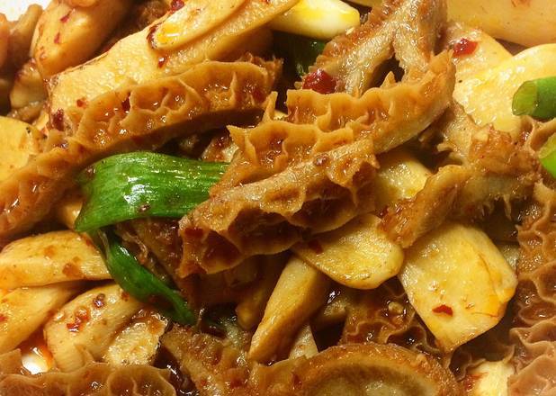 Order 41. Szechuan Sauteed Ox Tripe food online from Mulan Asian Bistro - Houston Levee store, Germantown on bringmethat.com