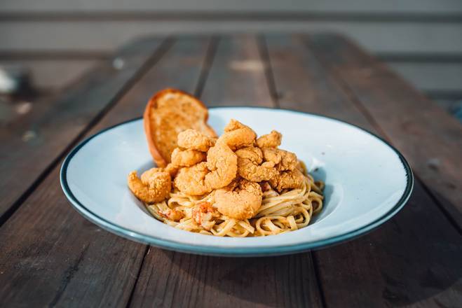 Order Bayou Pasta food online from Walk-On Sports Bistreaux store, Tallahassee on bringmethat.com