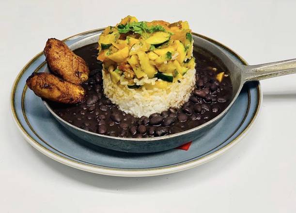Order Pabellon Sifrino food online from Bolivar Restaurant and Lounge store, Miami Beach on bringmethat.com