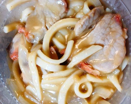 Order Roast pork Yat gaw mein w. Onion food online from New Golden House store, Philadelphia on bringmethat.com