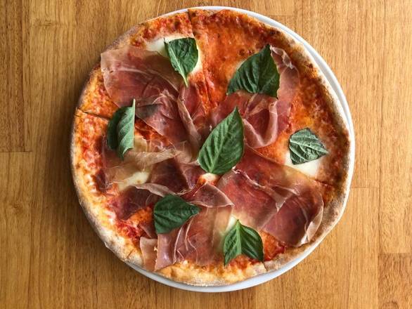 Order Daniele food online from Mister O1 store, Naples on bringmethat.com