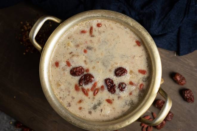 Order Haggis Soup in Pot 滋补铜羊杂汤 food online from Friendship Bbq store, Seattle on bringmethat.com