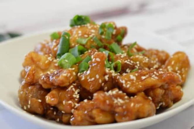 Order 芝麻鸡 Sesame Chicken food online from Golden Eagle Chinese store, Honolulu on bringmethat.com