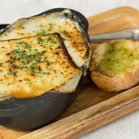 Order 72 Hour Onion Bliss food online from Chop Shop Casual Urban Eatery store, Englewood on bringmethat.com