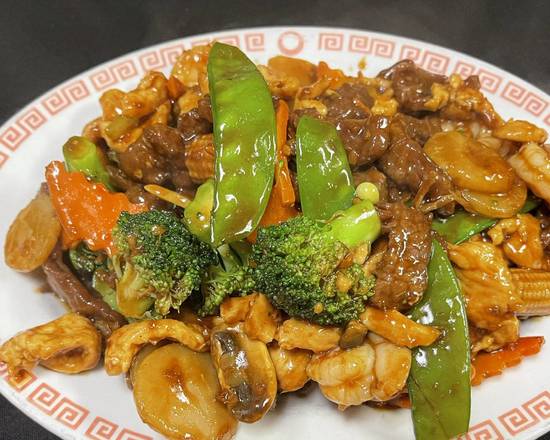 Order Mandarin Combination food online from Szechuan Restaurant Cityview store, Fort Worth on bringmethat.com