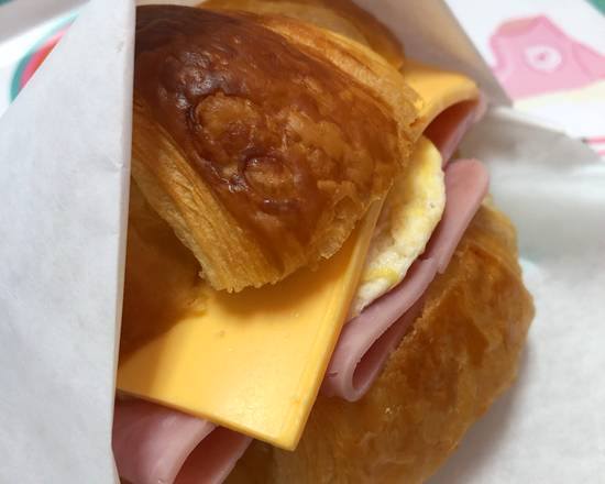 Order Croissant Sandwich(Ham,Cheese&Egg) food online from Sonny Donuts store, Corinth on bringmethat.com