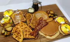 Oscars Pancake Bar (245 Pine Ave)