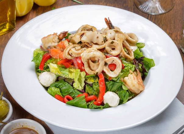 Order Grilled Shrimp and Calamari Salad food online from Mangiano Pizza Restaurant & Catering store, Hanover on bringmethat.com