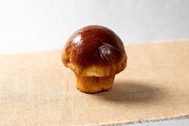 Order Organic Butter Brioche food online from Le Pain Quotidien                                                                                    store, Washington on bringmethat.com