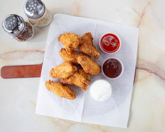 Order Six Wings food online from Kenner's Pizza store, Kenner on bringmethat.com
