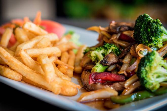 Order Grilled Sautéed Steak with Vegetables food online from Florida Burger & Coffee store, Saint Cloud on bringmethat.com