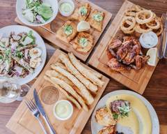 Society Eatery and Craft Bar
