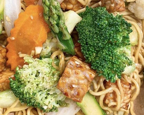 Order Chow Mein food online from Love Organic Cafe store, West Hollywood on bringmethat.com