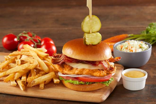 Order Farmhouse Hand-Breaded Fried Chicken Sandwich food online from Bob Evans - Jacksonville #420 store, Jacksonville on bringmethat.com