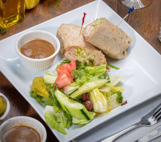 Order Tuna Wrap food online from Mangiano Pizza Restaurant & Catering store, Hanover on bringmethat.com