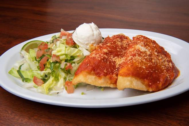 Order Empanadas de Pollo food online from El Tipico Quetzal Cafeteria store, West Palm Beach on bringmethat.com