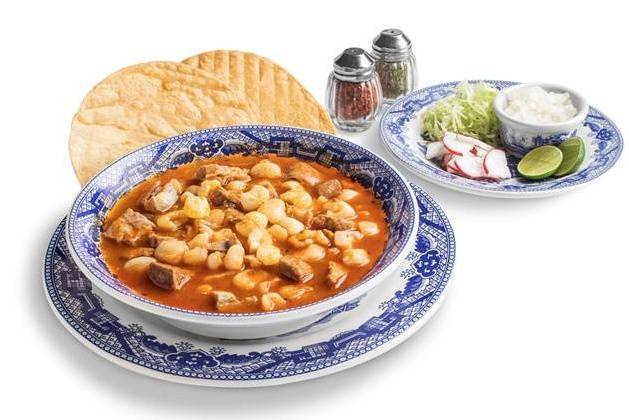 Pozole Rojo Estilo Jalisciense Grande