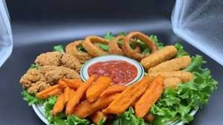 Order Jack's Appetizer Combo food online from Lumberjacks store, Petaluma on bringmethat.com