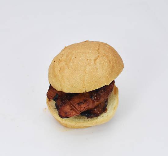 Order Hot Link Slider food online from Brothers BBQ store, Denver on bringmethat.com