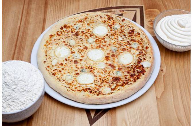 Pizza 4 fromages