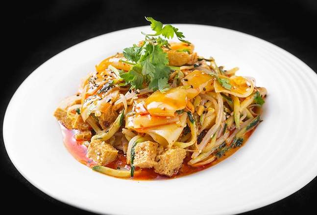 Order 麻酱凉皮️ Steamed Cold Noodles w/ Sesame Sauce food online from Min Chef store, Tustin on bringmethat.com