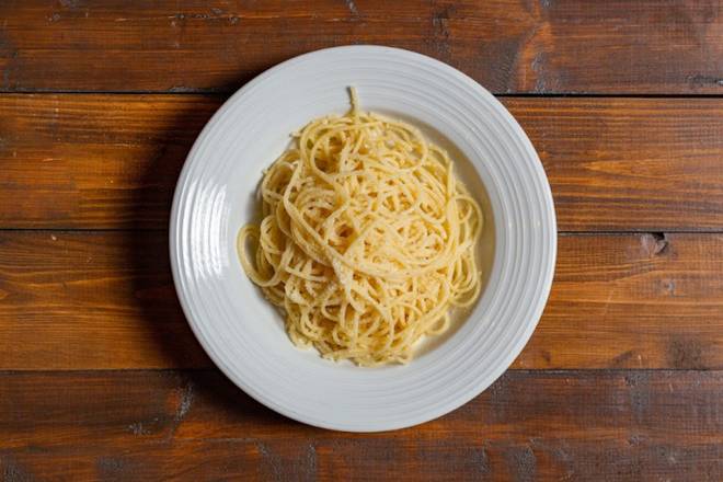 Order Kids - Buttered Noodles food online from Pinstripes store, North Bethesda on bringmethat.com