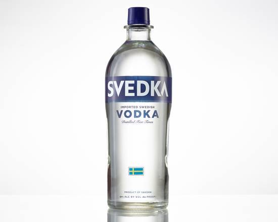 Order Svedka, 1.75L vodka (40.0% ABV) food online from Golden Ox Liquors store, Saint Augustine on bringmethat.com