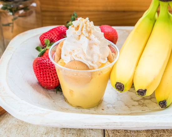 Order Banana Pudding food online from Bar-b-Cutie store, Nashville on bringmethat.com