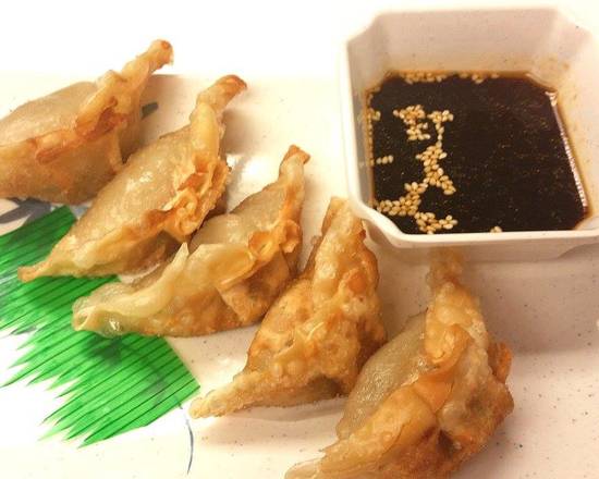 Order Fried Mandoo (Six Pieces) food online from Umma K-Bbq store, Lake Forest on bringmethat.com