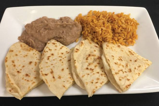 Order Kid Quesadilla food online from Hacienda Colorado store, Denver on bringmethat.com