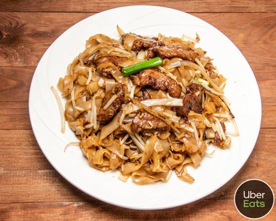 Order Beef Chow Mein (牛肉炒面) food online from East Pearl store, Duluth on bringmethat.com