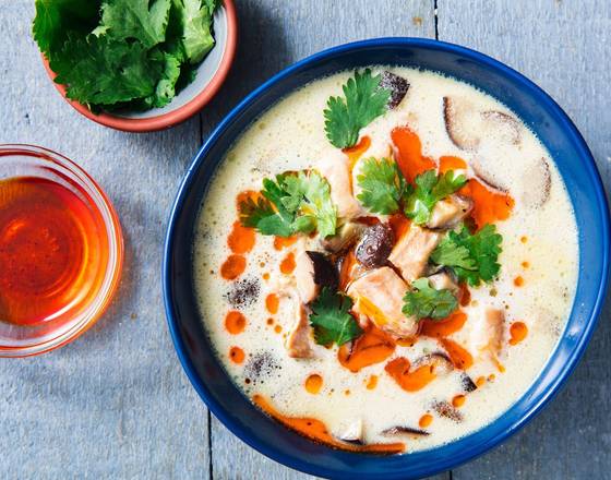 Order Tom Ka Chicken Coconut Soup food online from Sushi Sumo store, Alpharetta on bringmethat.com
