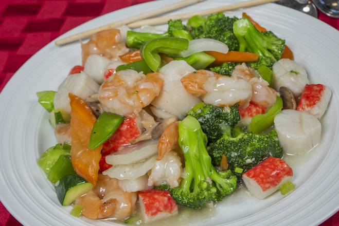 Order Seafood Delight food online from Golden Wok store, Rochester on bringmethat.com