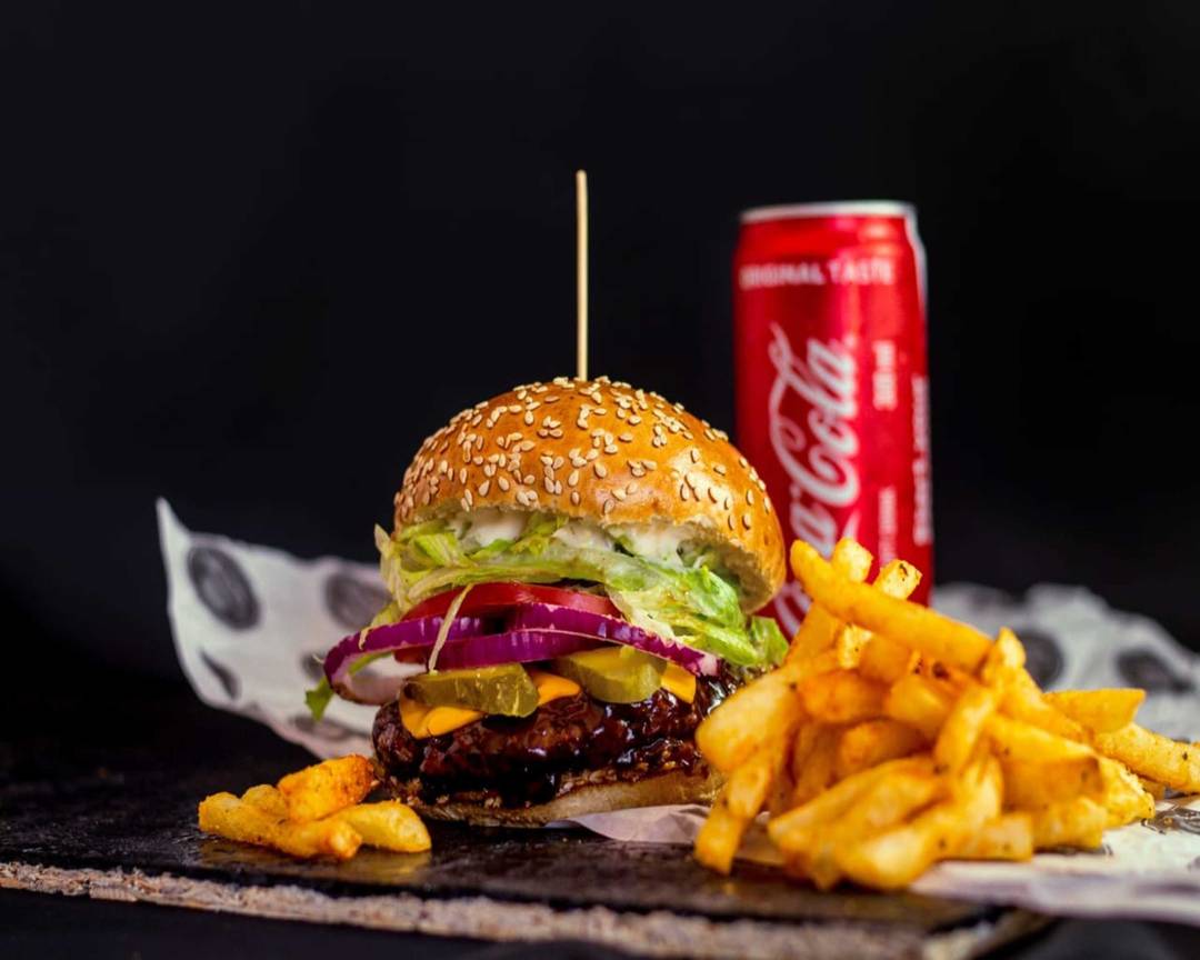 Order Izzy Burger, Wynberg Halaal Menu Delivery Online Cape Town