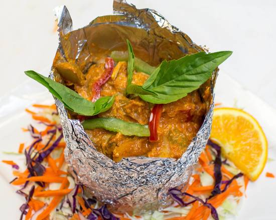 Order Ho Mok Talay food online from Thai Chili Cuisine store, Santa Clara on bringmethat.com