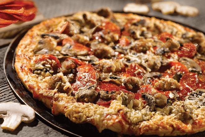 Order THE CLASSIC  food online from Old Chicago store, Lakewood on bringmethat.com