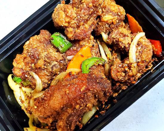 Order H4. Salted and Pepper Ribs with Garlic 蒜香椒盐排 food online from Chopsticks Cuisine store, Seattle on bringmethat.com