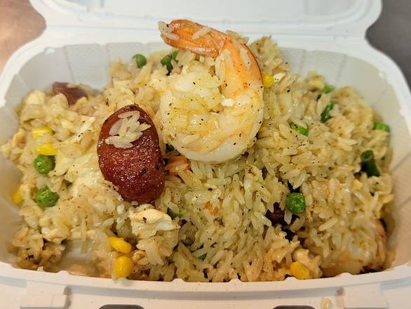 Order 3 Kings Fried Rice food online from Ka Pow Thai On Wheel store, Seattle on bringmethat.com