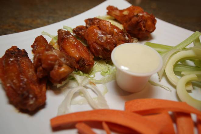 Order Buffalo Wings (6 pcs) food online from Cafe Layal store, HOUSTON on bringmethat.com