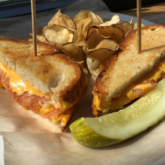 Order Ultimate Grilled Cheese food online from Windy City Cafe store, Chicago on bringmethat.com