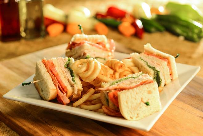Order Club Sandwich food online from Hot Wings Cafe store, Sherman Oaks on bringmethat.com