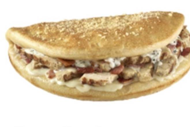 Order Chicken Bacon Ranch Sub food online from Hungry Howies Pizza store, Orlando on bringmethat.com