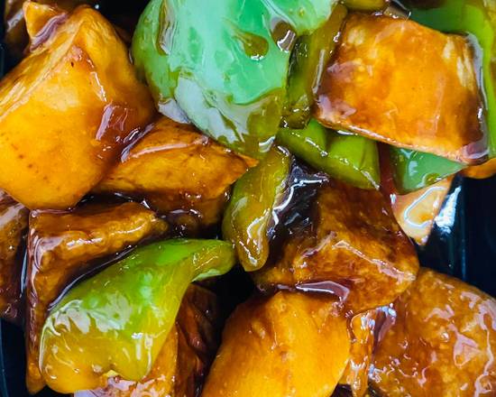 Order Stir-Fried Eggplant and Potato Bell Pepper 地三鲜 food online from Spicy empire store, San Mateo on bringmethat.com