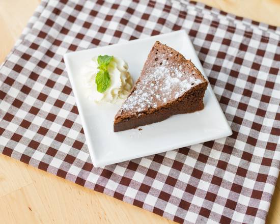 Order Chocolate Cake food online from Charlie's Chicken Wings store, New York on bringmethat.com