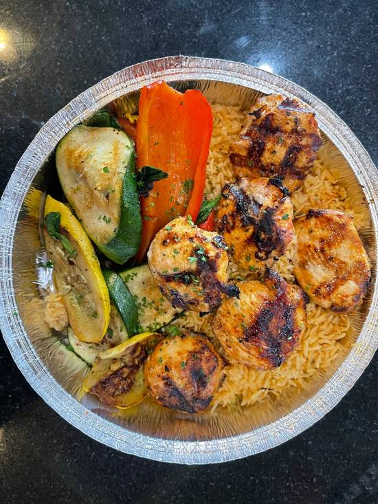 Order Chicken Kabob Entree food online from Habeeb Grill By Pita Grill And Creperie store, Franklin on bringmethat.com