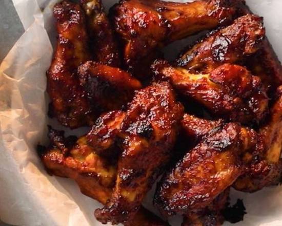 Order BBQ Wings Entree food online from Jam Doung Style store, Washington on bringmethat.com