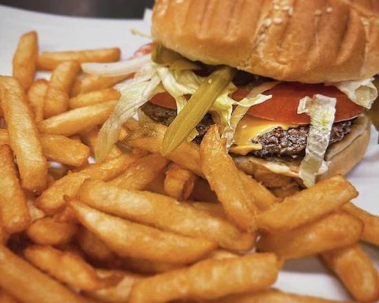 Order Beef Burger (1/2 Lb) food online from Cafe Layal store, HOUSTON on bringmethat.com