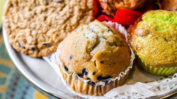 Order Muffins food online from YoFresh Yogurt Cafe Evanston store, Evanston on bringmethat.com